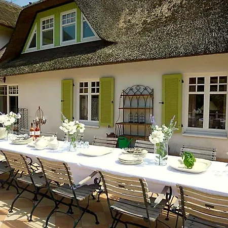 Gut Klein Bollhagen Hotel *